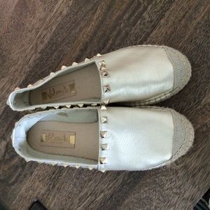 Shoes new